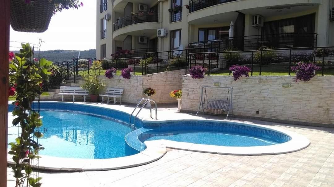 Port Natura Apartment Warna Exterior foto